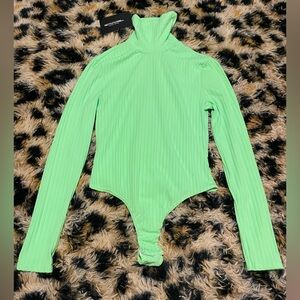 *NWT* Pretty Little Things - Ribbed Neon Green High Neck Body Suit - Size 6